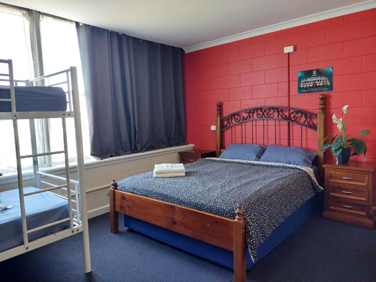 הוסטל Port Adelaide Backpackers מראה חיצוני תמונה